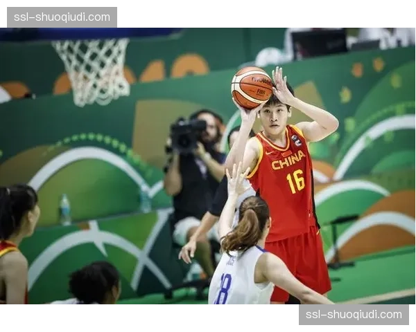 “调查：WNBA球员海外征战频率下降，对联赛竞争水平的影响”